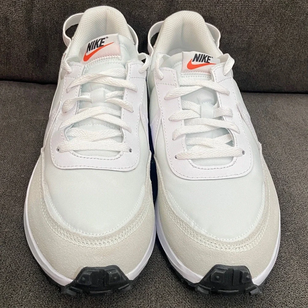 Nike Waffle Debut Women 11 White Grey Retro Lifestyle Runner Sneaker DH9523-100